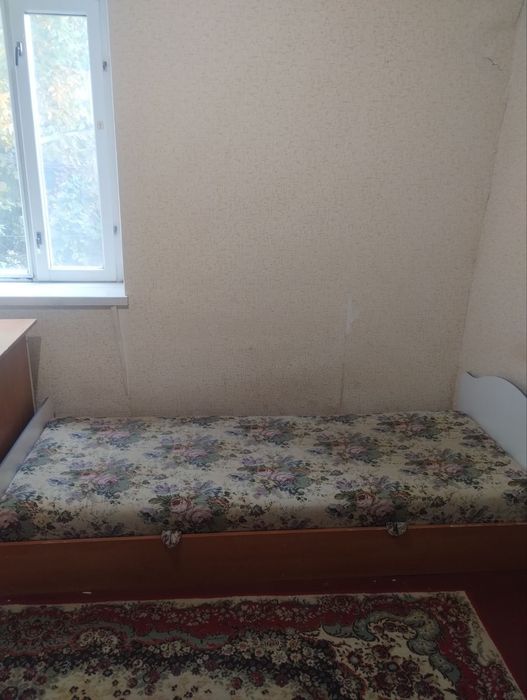 Меблі для дитячої з ліжком