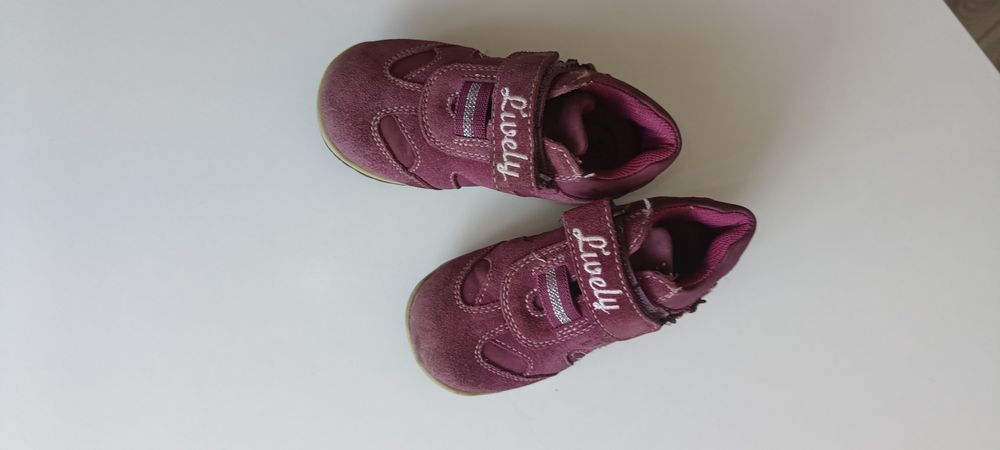 Półbuty dla dziewczynki z naturalnej skóry