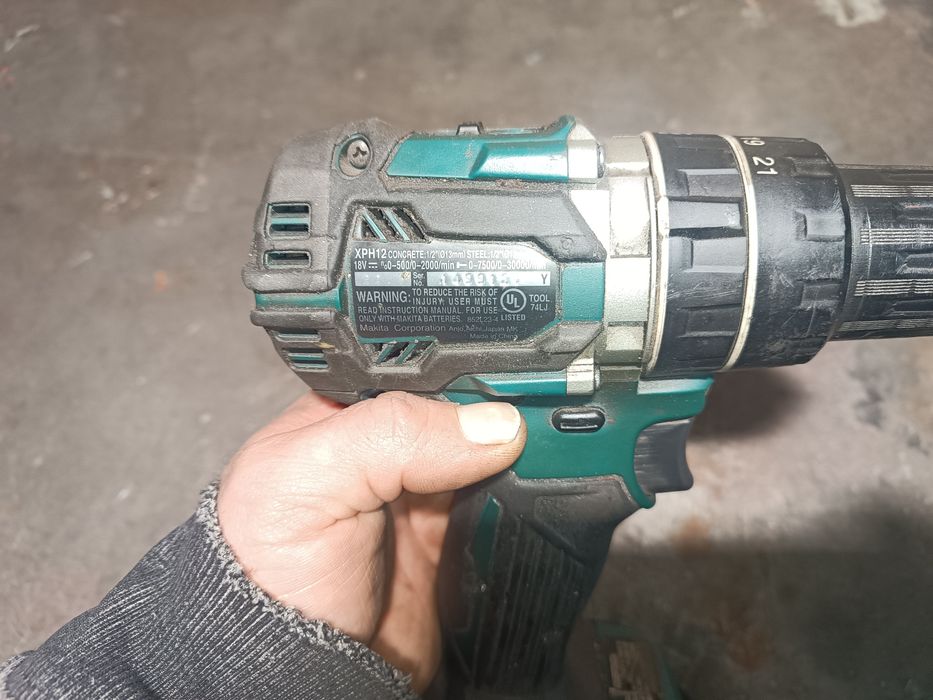 Шуруповерт Makita xph12