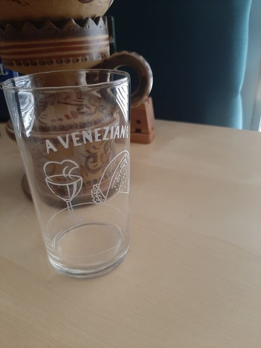 Copo antigo da Veneziana