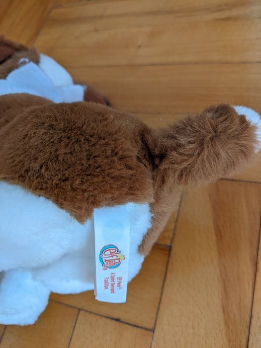 Pluszak bernardyn z beczułka, pies z rodzinki od Świętego Mikołaja