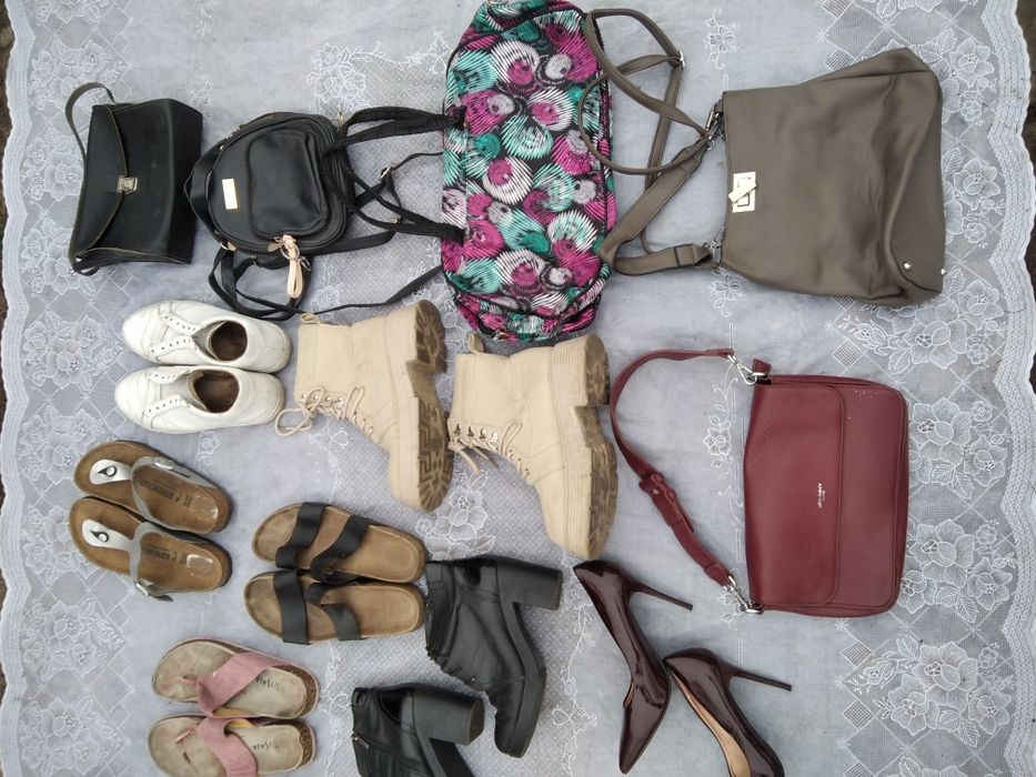 Обувь р39 зимние кожаные сапоги  кроссовки туфли босоножки ботинки