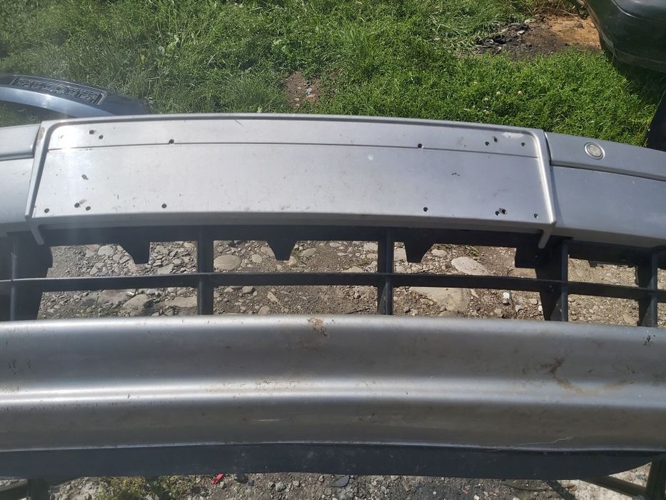 Zderzak przód e39 Lift pdc