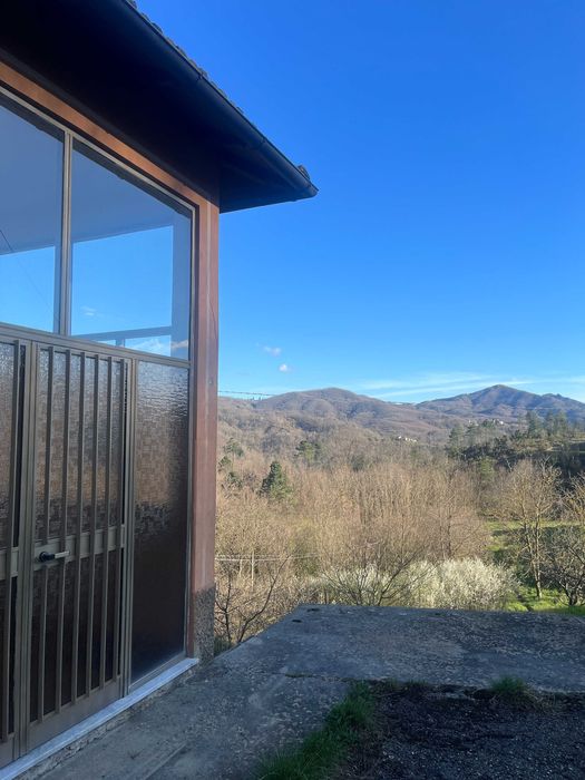 Затишний заміський будинок у Тавароне, Італія, 5.8 гектарів землі