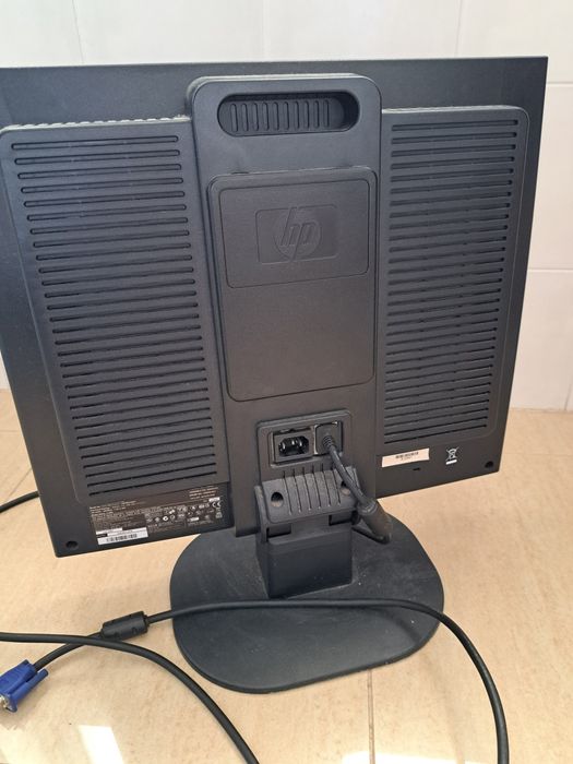 Monitor LCD HP 1902