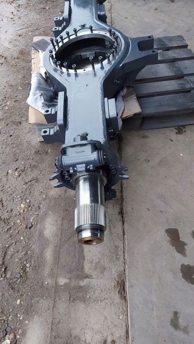 Obudowa Mostu Przelotowego Iveco Astra HD9 66 6x6 8x8 8x6 6x4 Przelotowa