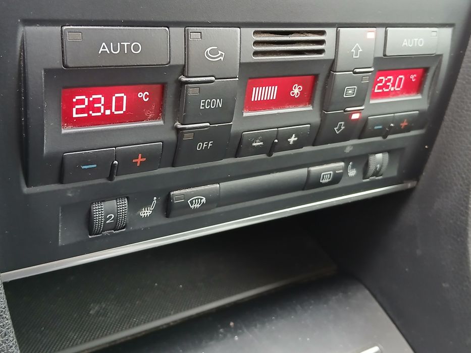 Продам Audi A4 2005