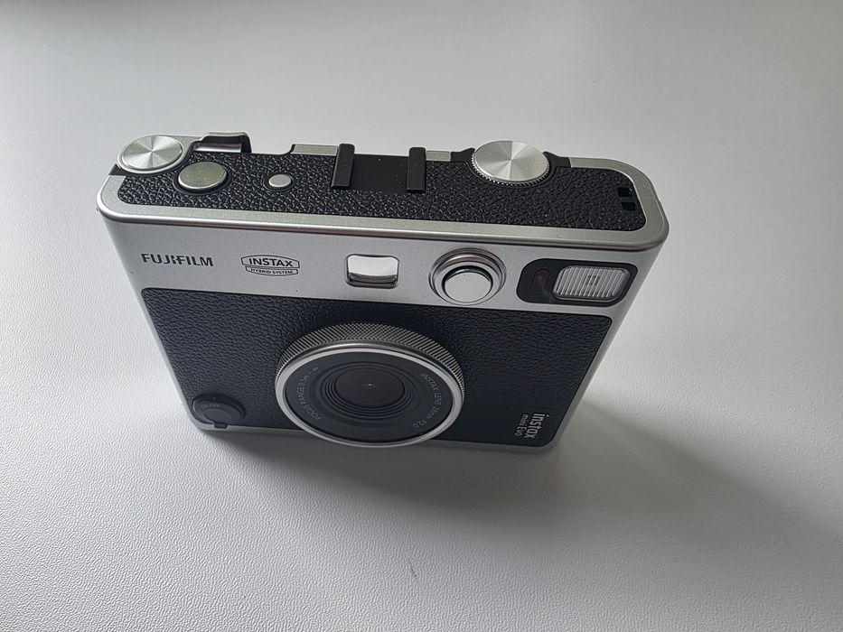 Камера миттєвого друку Instax Mini EVO