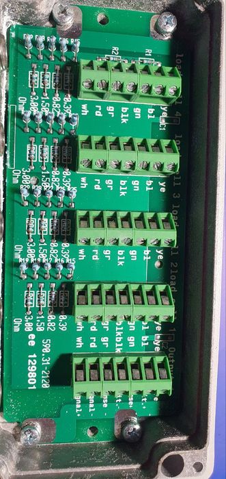 Клемна коробка німецької фірми HBM 1-4
