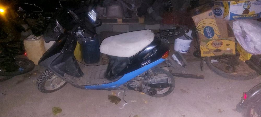 Продам мопед хонда дио