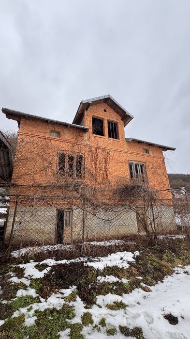 Продам будинок в селі Нижнів