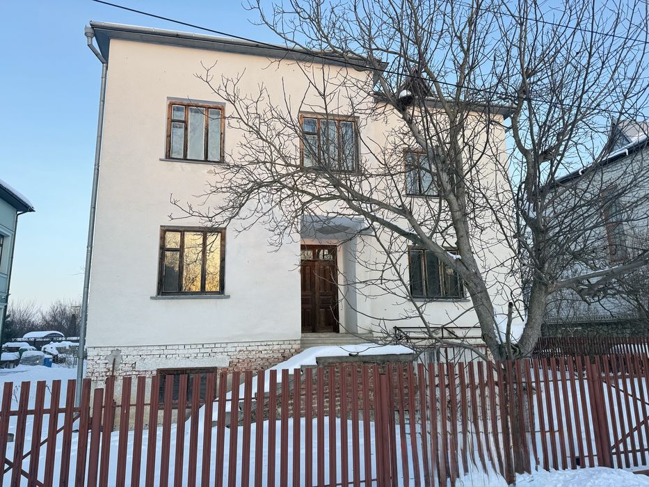Будинок під ремонт / 200 м²/ Крихівці