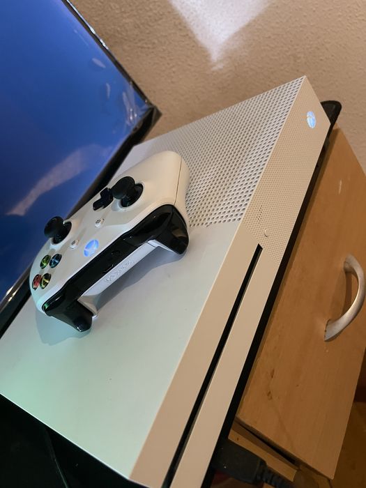 Xbox one S 500gb