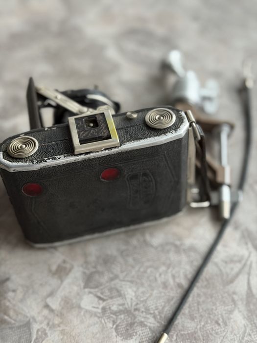 Фотокамера ZEISS IKON TELMA 520