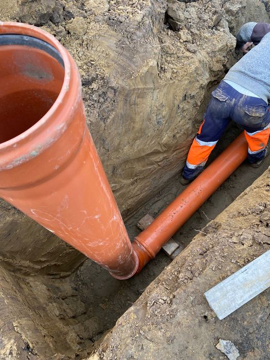 Przyłącza wodne kanalizacyjne prąd odwodnienia rynny