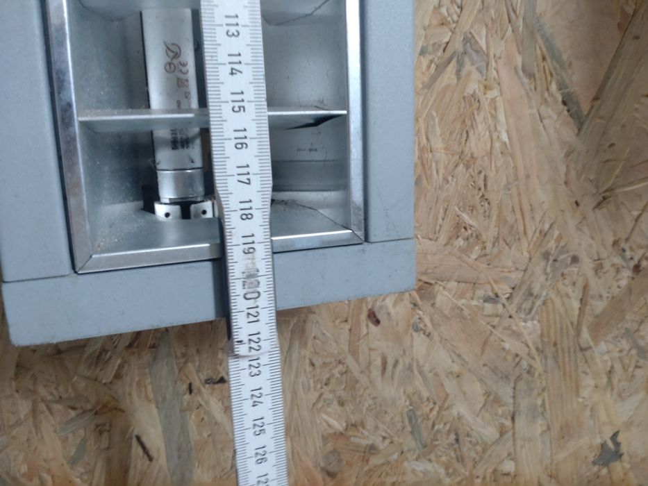 Lampa warsztatowa do domu garażu oprawa sufitowa świetlówki