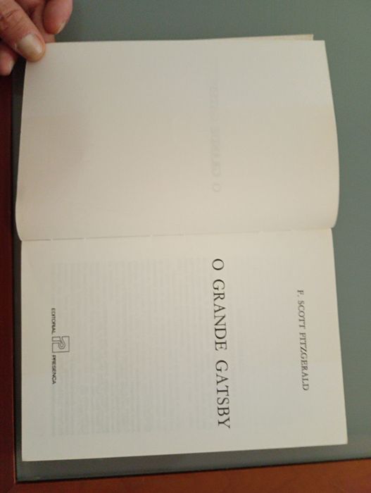 O grande Gatsby 	F Scott Fitzgerald	- Excelente Estado ! Como novo!!
