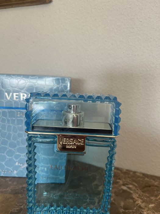 Versace perfum .