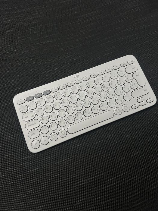 Бездротова клавіатура Logitech K380