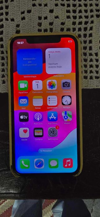 IPhone xs, 64 GB. : negociável.