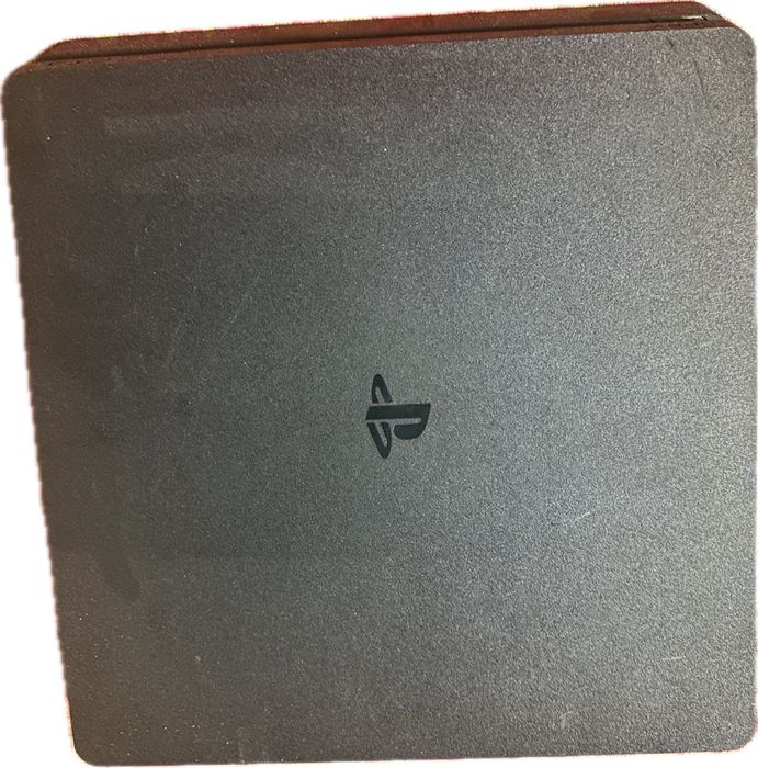 Продам PS4 1TB у гарному стані