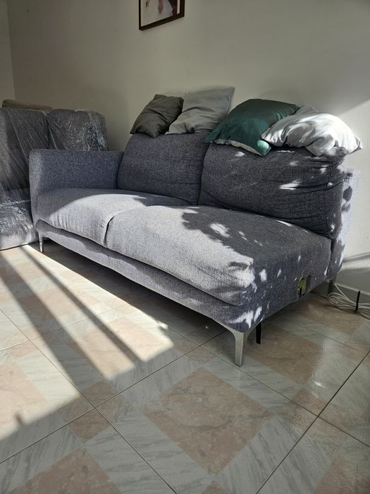 Sofá 2 lugares + chaise longie