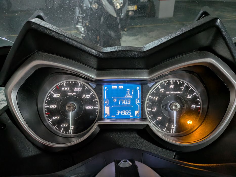 Yamaha XMax 300.