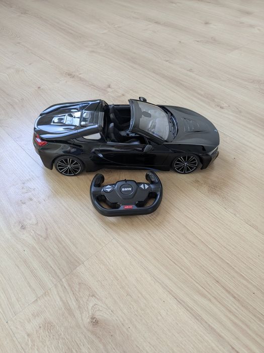 Samochód zdalnie sterowany BMW i8