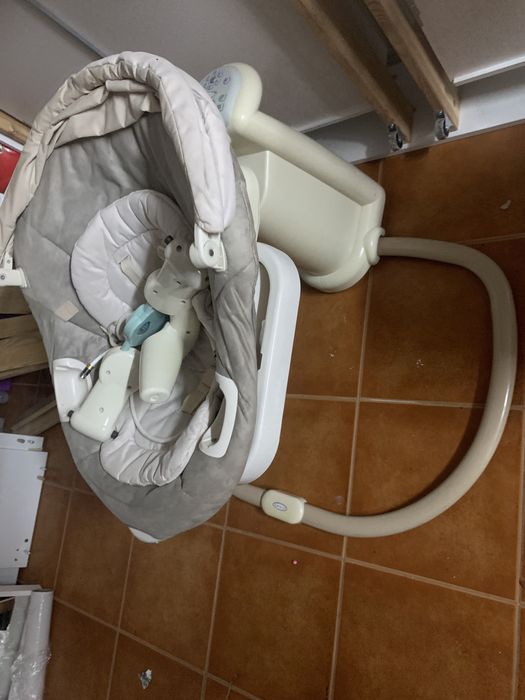Baloiço musicak com multifunções / Espreguiçadeira Graco