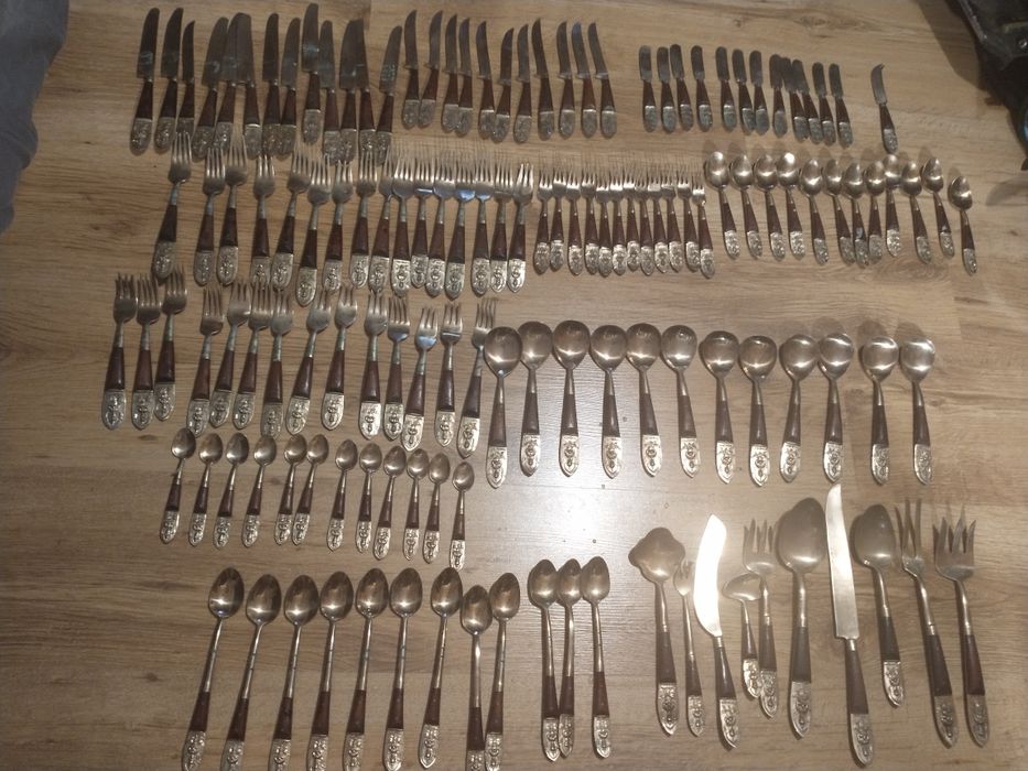 Zestaw sztućców tajlandzkich 137szt