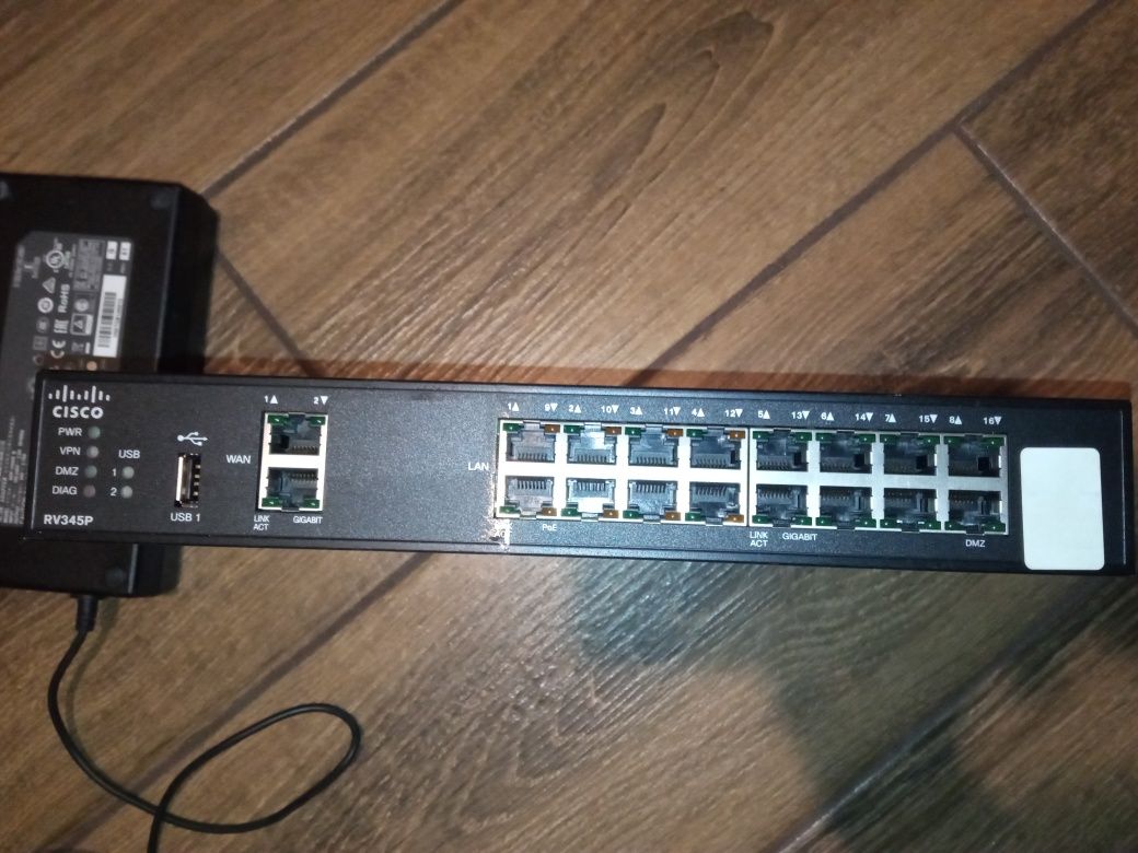 Dual wan gigabyte роутер з 16(8 poe) lan cisco rv345p: 6 100 грн ...