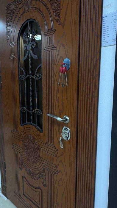 Вхідні двері БАСТІОН -  АКЦІЙНІ ЦІНИ, великий вибір у магазині!