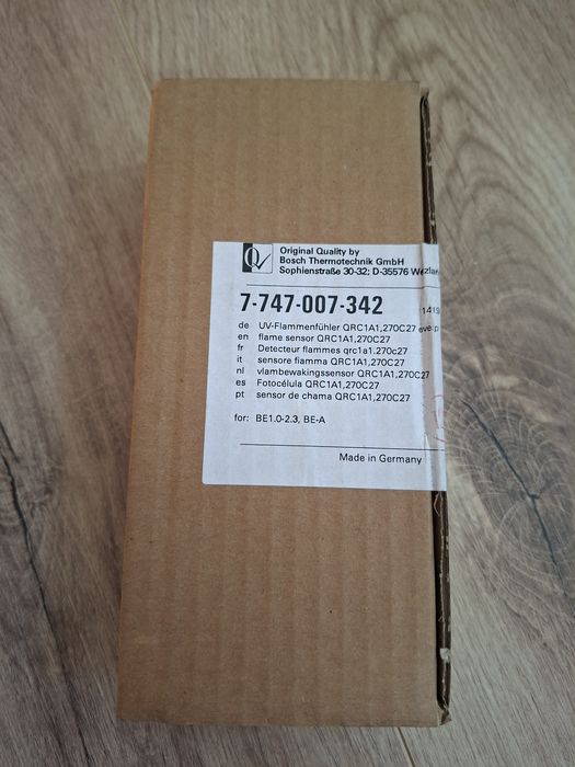 Buderus czujnik płomienia QRC1A1