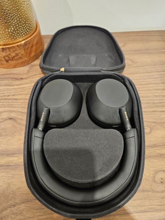 Auscultadores Sony WH-1000XM5 Preto - Com garantia