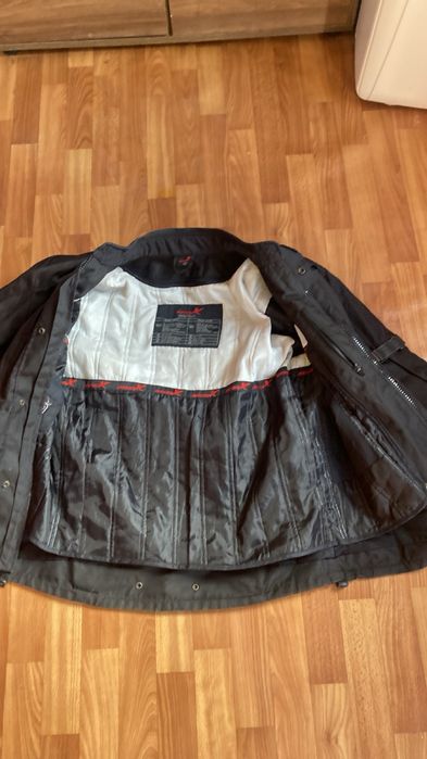 Мото куртка хороша якість