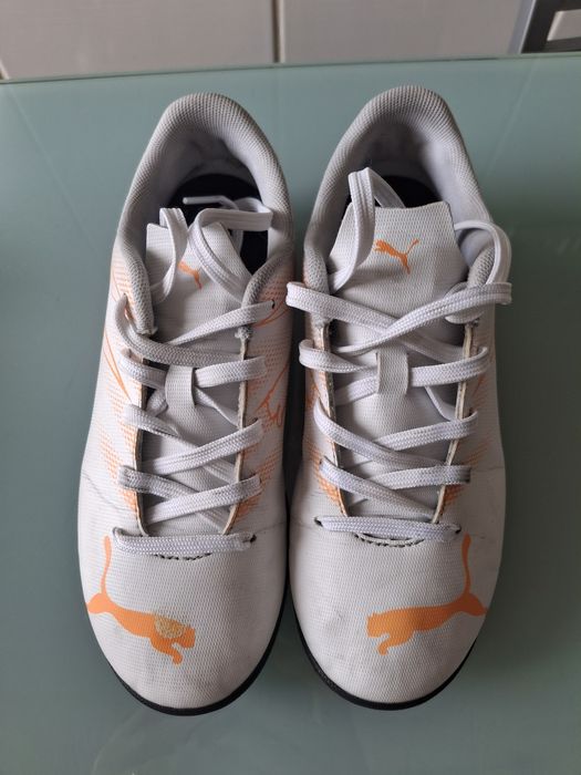 Chuteiras brancas Puma