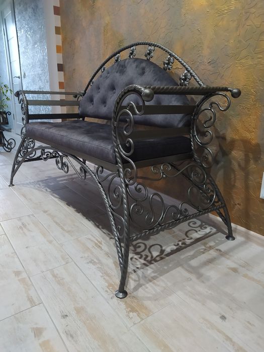 Кований диван банкетка