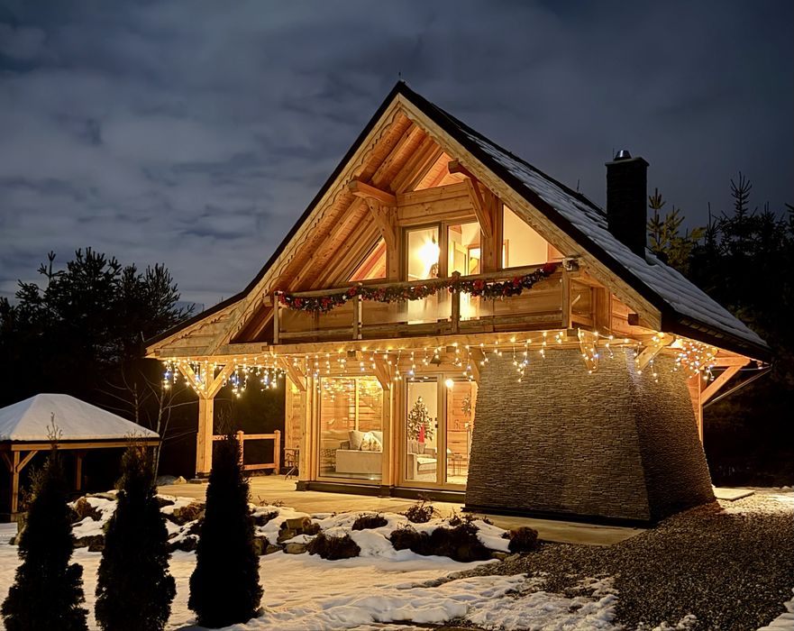 DREWNIANY domek w górach. Ferie. Wyciągi. WIDOKI na góry. PIENINY.