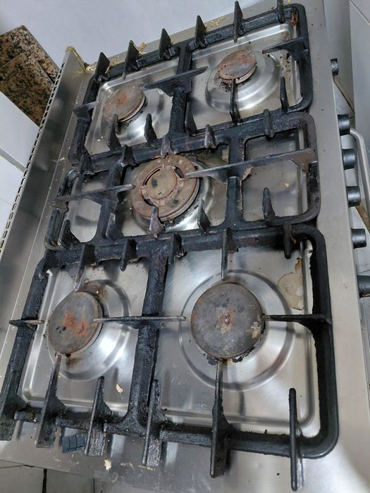 Fogao industrial 5 bicos + forno Ecca