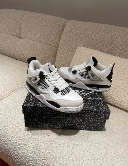 Air Jordan 4 Retro Military Black R.41
