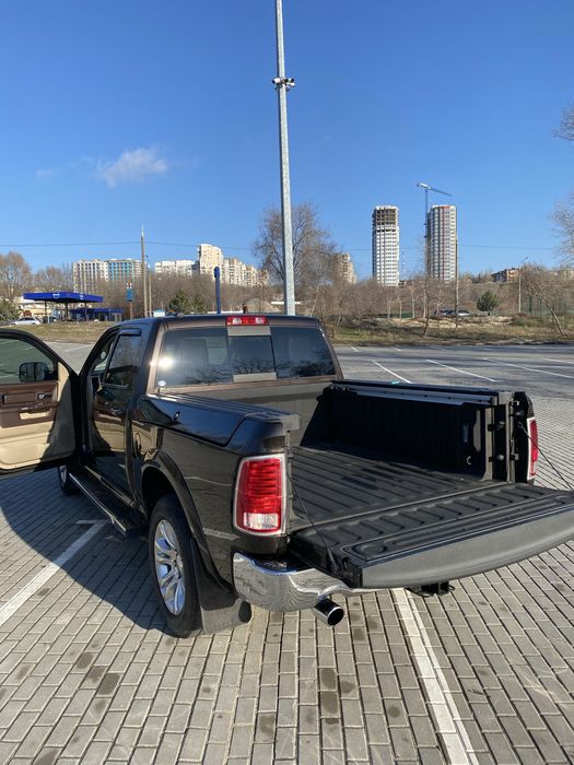 RAM 1500 Latamie Long Horn