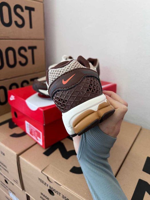 Женские кроссовки Nike Vomero 5 brown / Найк Вомеро 36 37 38 39 40