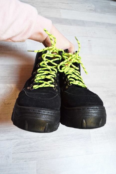 Czarne Botki Trapery na wysokiej podeszwie 38 House buty