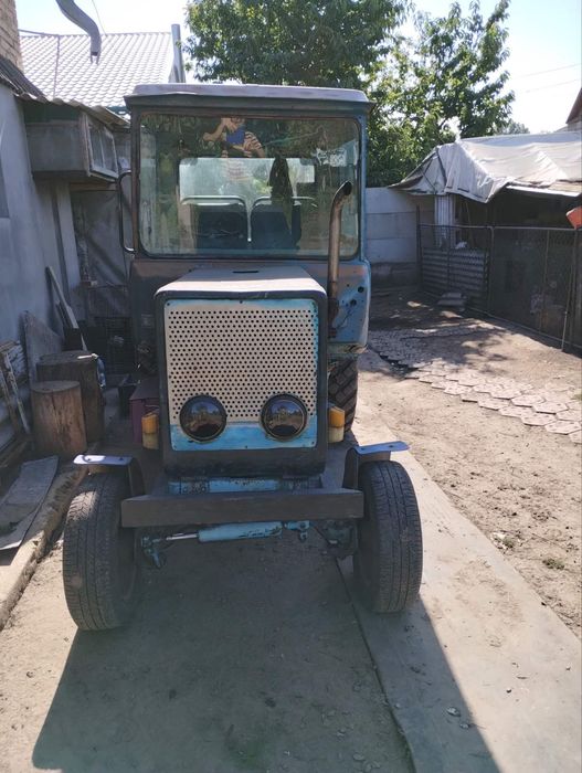 Продам трактор мотор Т-40