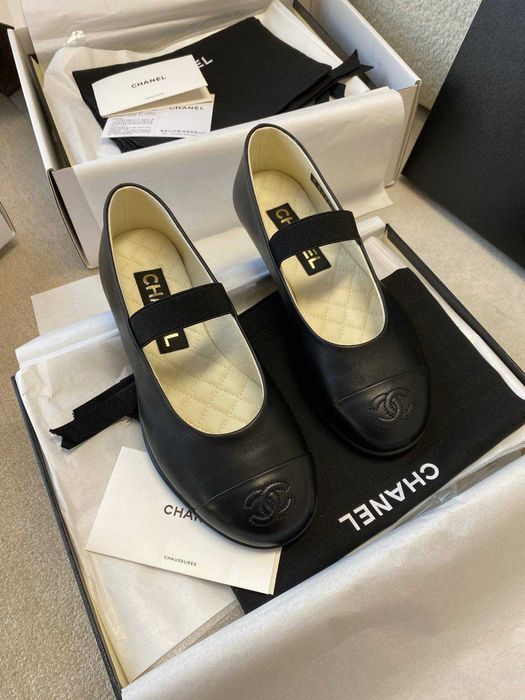 Damskie balerinki Chanel