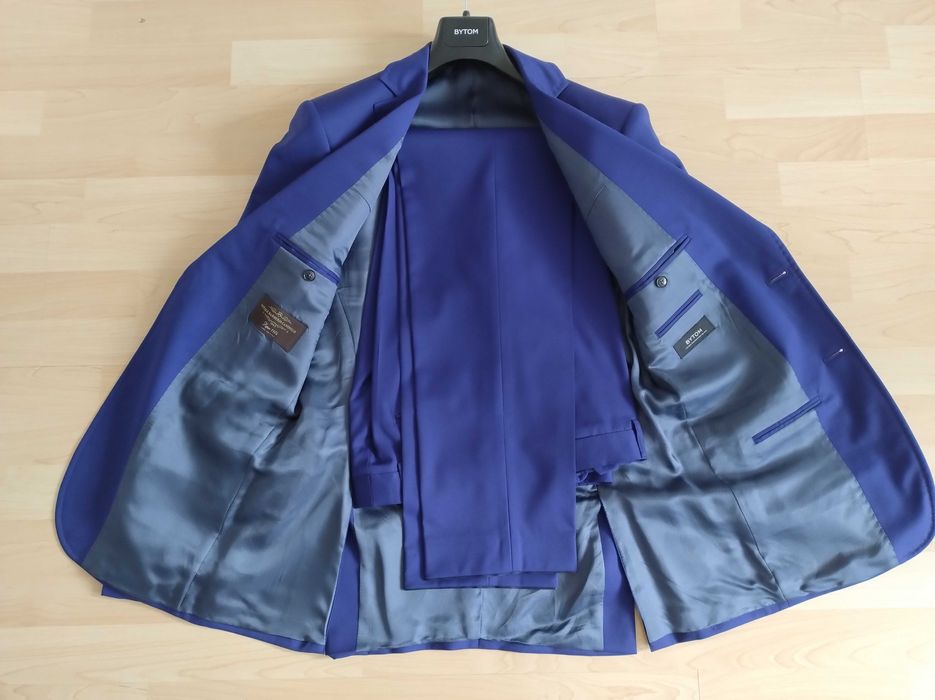 Garnitur granatowy BYTOM roz. L 50-52  jak nowy