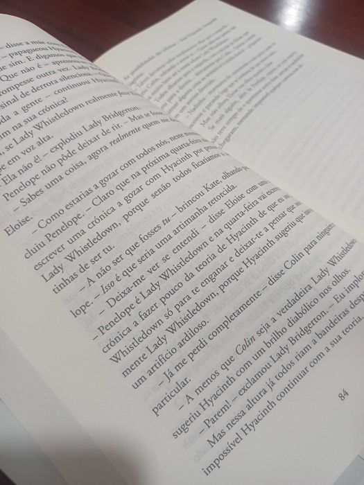Livro "A Grande Revelação" - Julia Quinn, Como Novo