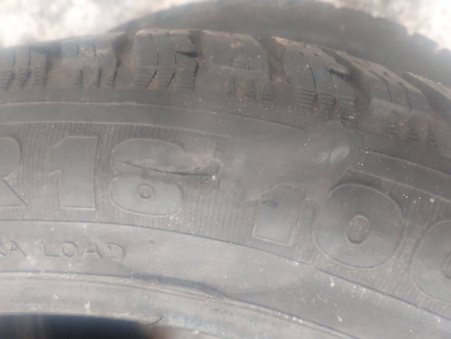 245.45.18 opony kormoran/riken itp  1 sztuka klejona