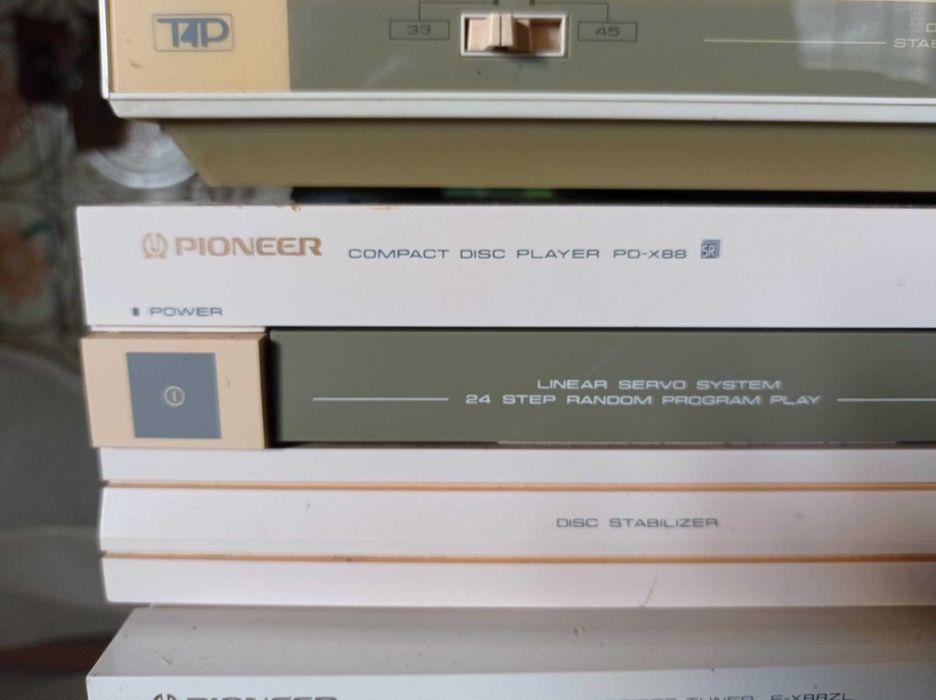 Conjunto Pioneer 1980