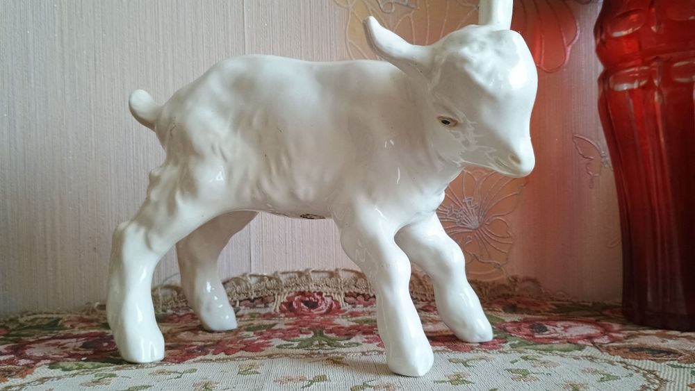 Статуэтка Козлёнок Буды